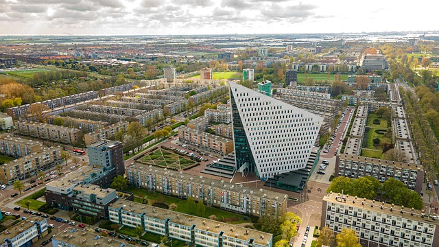 The Hague discount flights